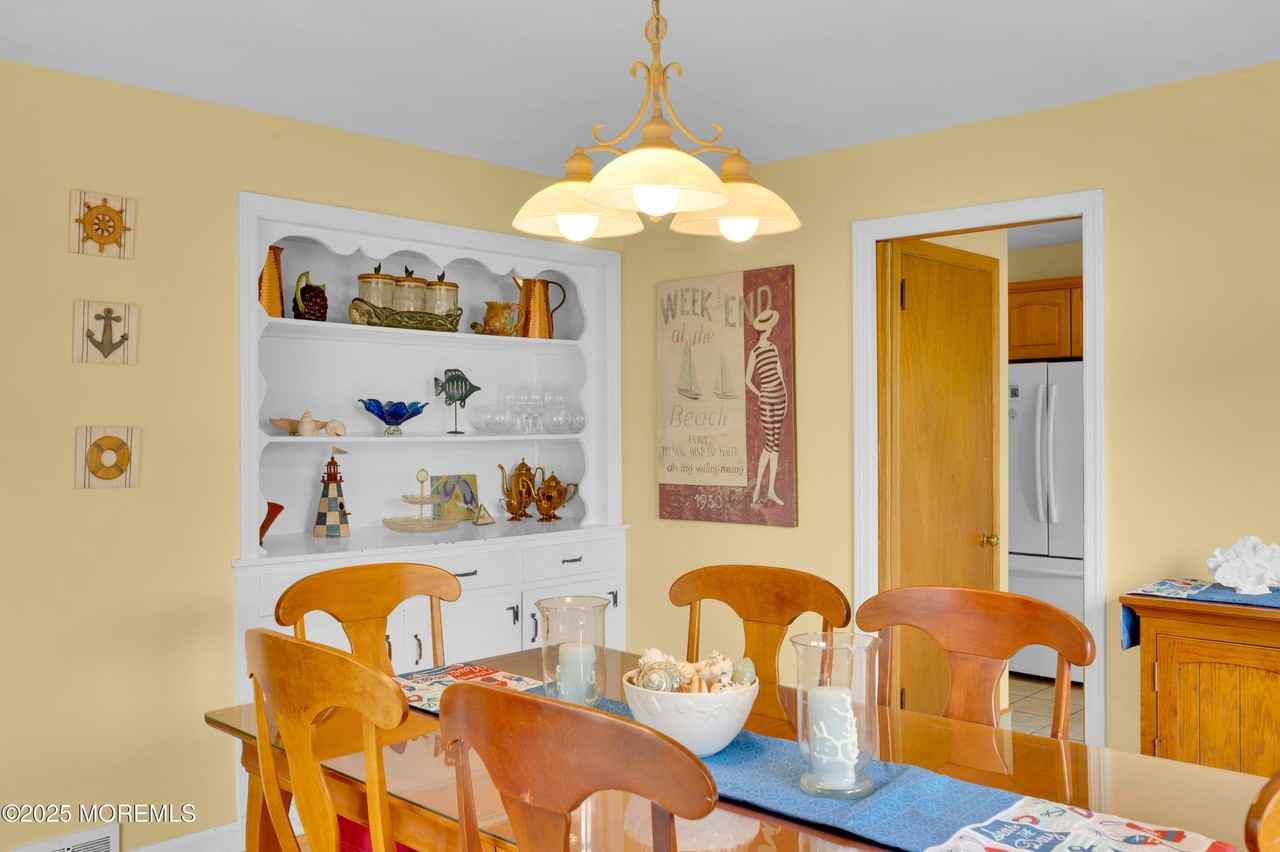 2203 3rd Ave - Photo 7 of 27