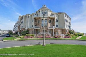 featured image of 22 Cooper Ave Unit 105 #105