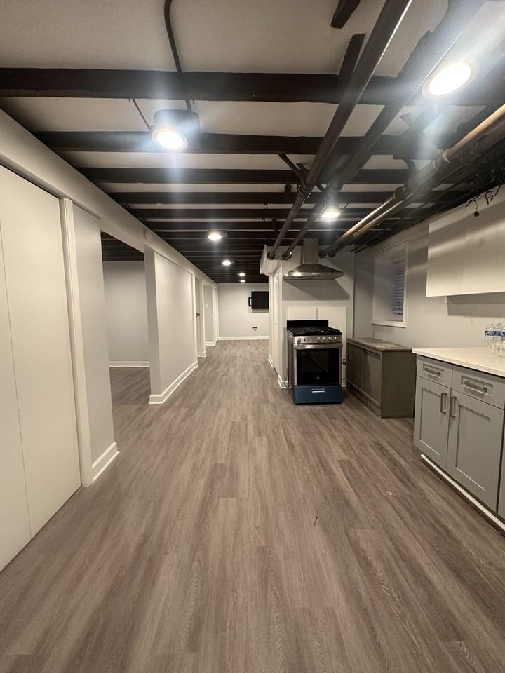 3016 S Throop St - Photo 6 of 13