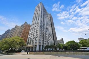 1550 N Lake Shore Dr #9F - Photo 1 of 1