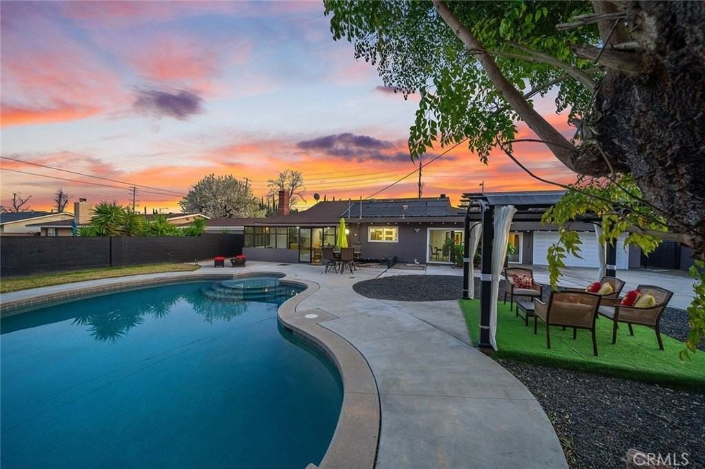 22349 Vanowen Street - Photo 3 of 15