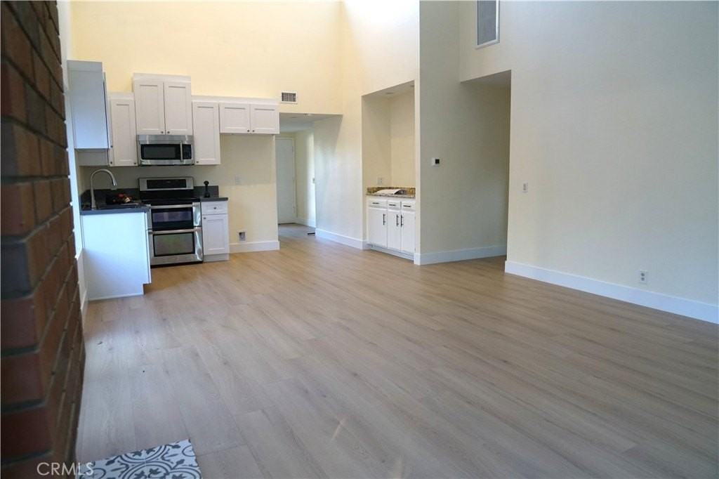 17301 Peach - Photo 3 of 15