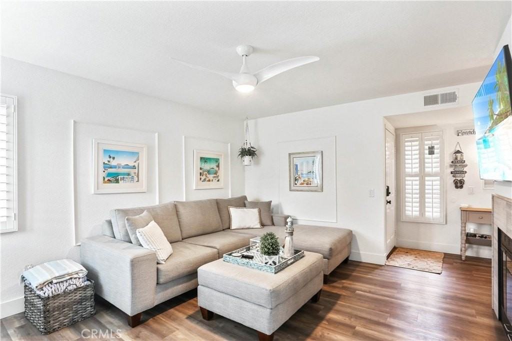 12 Corniche Dr #A - Photo 5 of 26