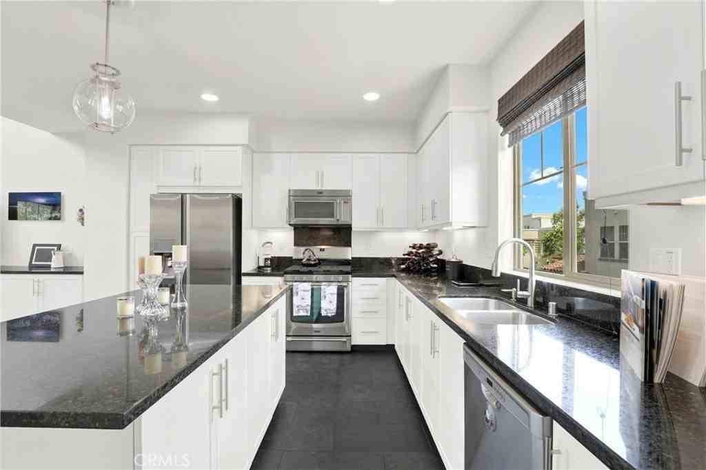 7 Abarrota St - Photo 2 of 25