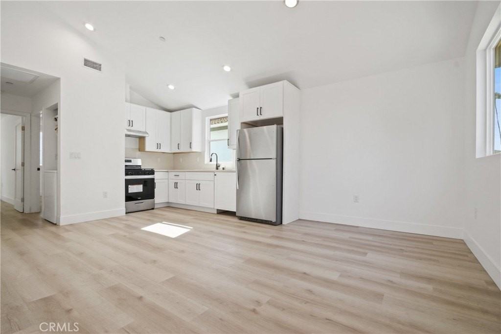 9241 Firth Blvd #1-2 - Photo 3 of 25