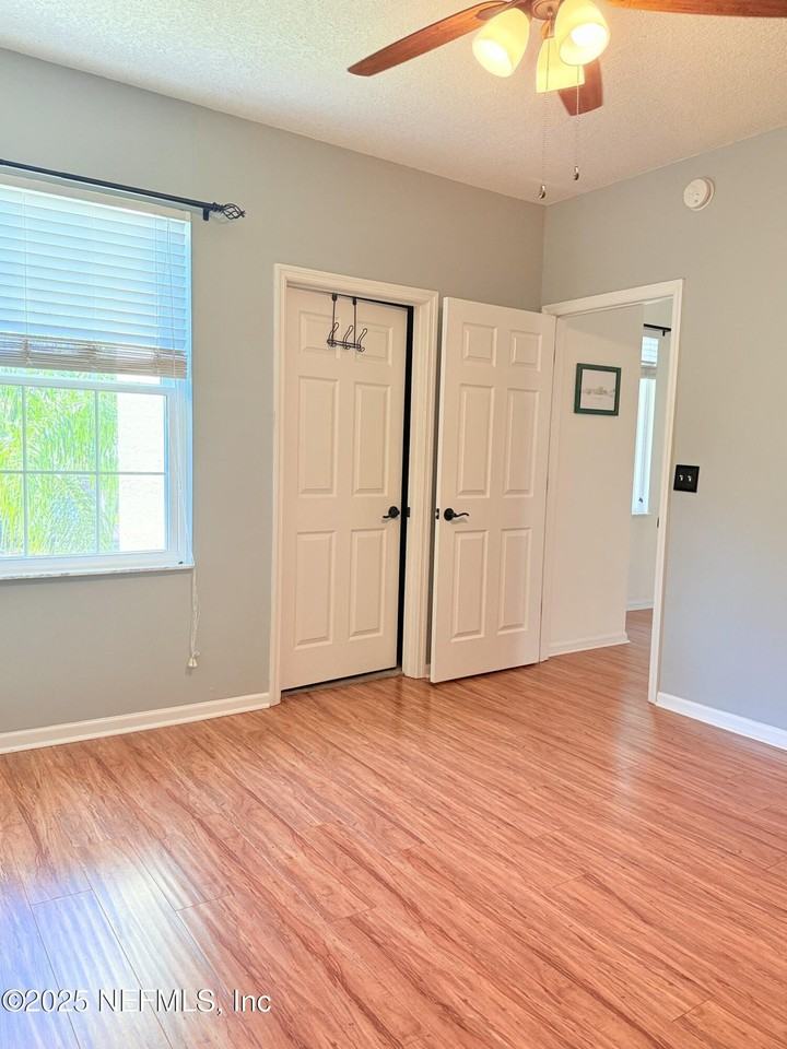 4025 Grande Vista Blvd Unit 23-102 #23-102 - Photo 4 of 11