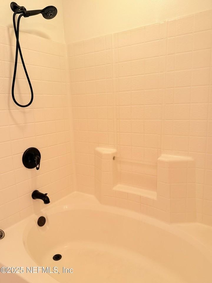 4025 Grande Vista Blvd Unit 23-102 #23-102 - Photo 5 of 11