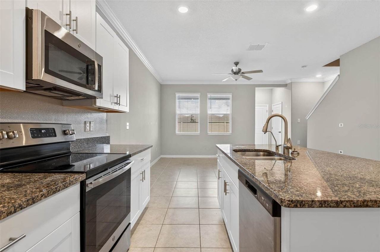 31967 Blue Passing Loop - Photo 7 of 25