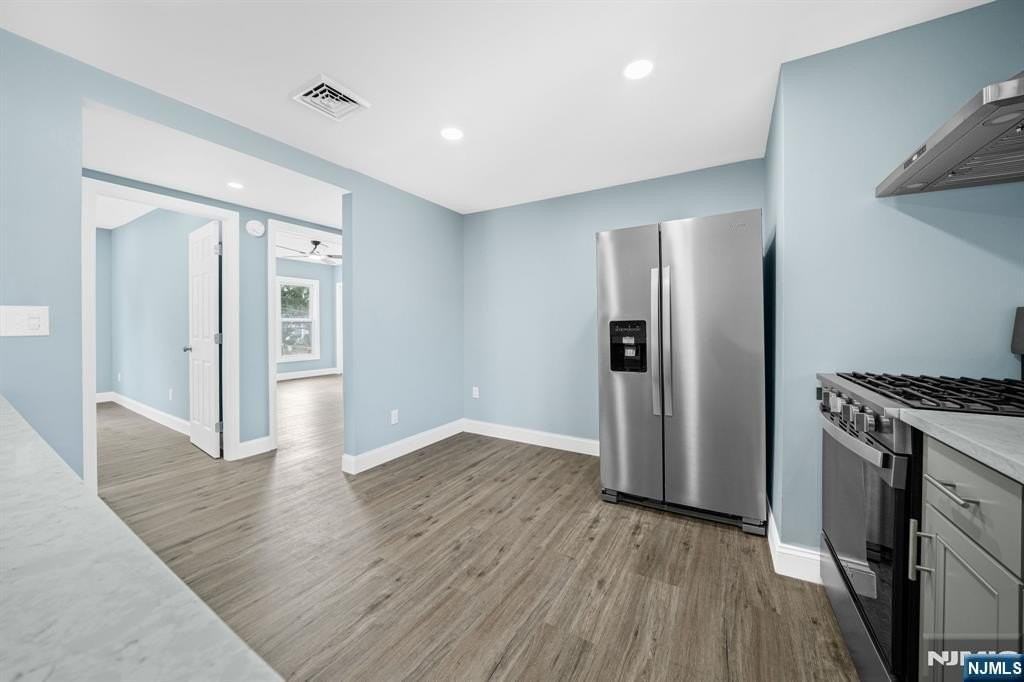 137 Prospect Pl - Photo 5 of 19