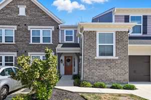 featured image of 646 Daphne Way