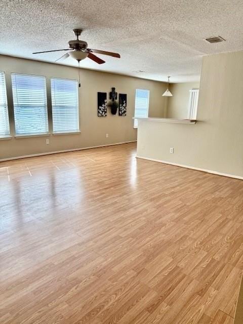 1031 Halifax Ln - Photo 4 of 15