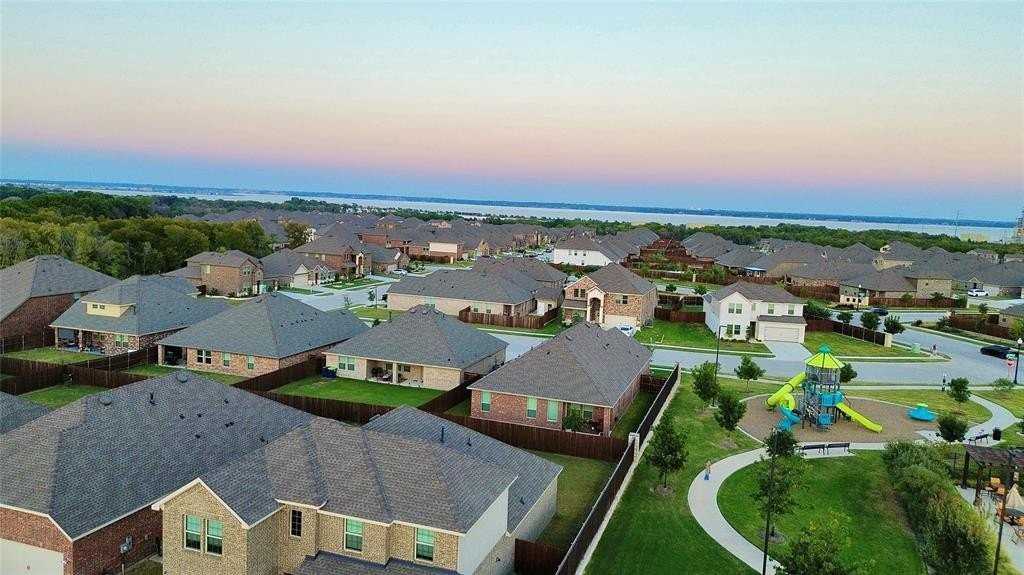 6409 Bon Fire Dr - Photo 2 of 19