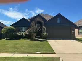 5517 Fox Chase Ln - Photo 1 of 1