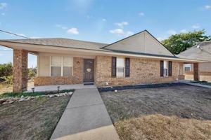 featured image of 207 W Owens St