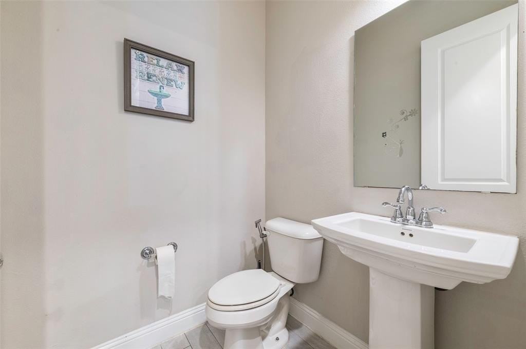 6267 Blythe Dr - Photo 6 of 18