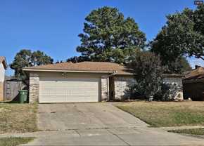 817 Mountain Laurel Ln - Photo 1 of 1