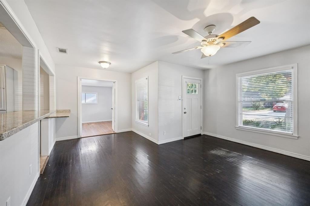 10433 Cayuga Drive - Photo 6 of 25