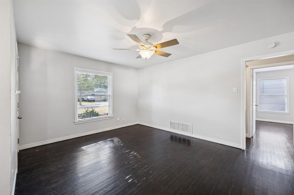 10433 Cayuga Drive - Photo 7 of 25