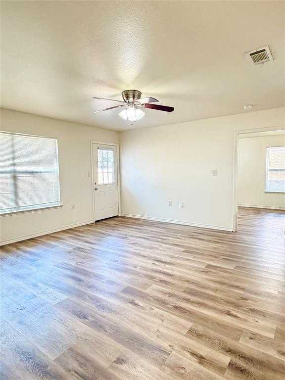 3201 Royal Crest Dr - Photo 7 of 16