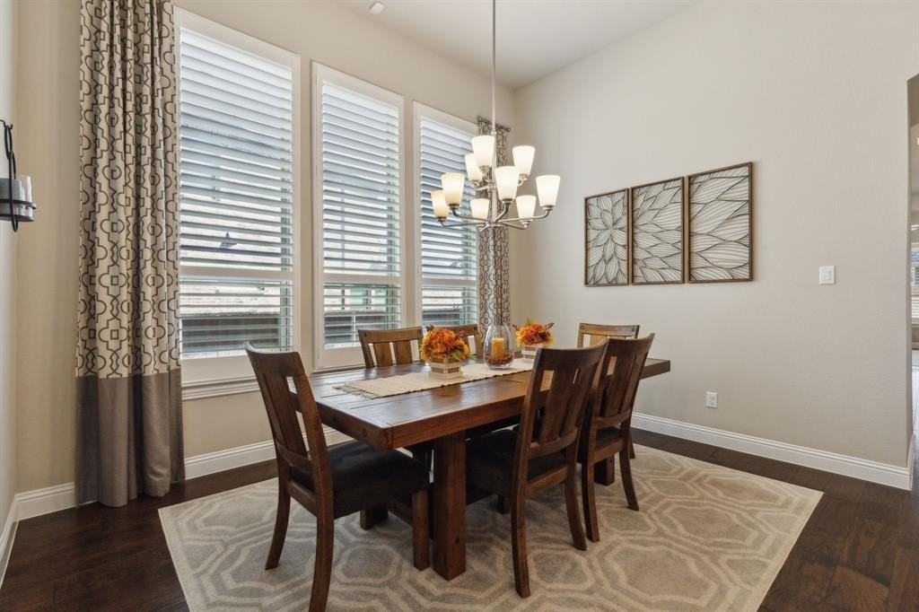 13770 Diamond Grove Ln - Photo 4 of 24