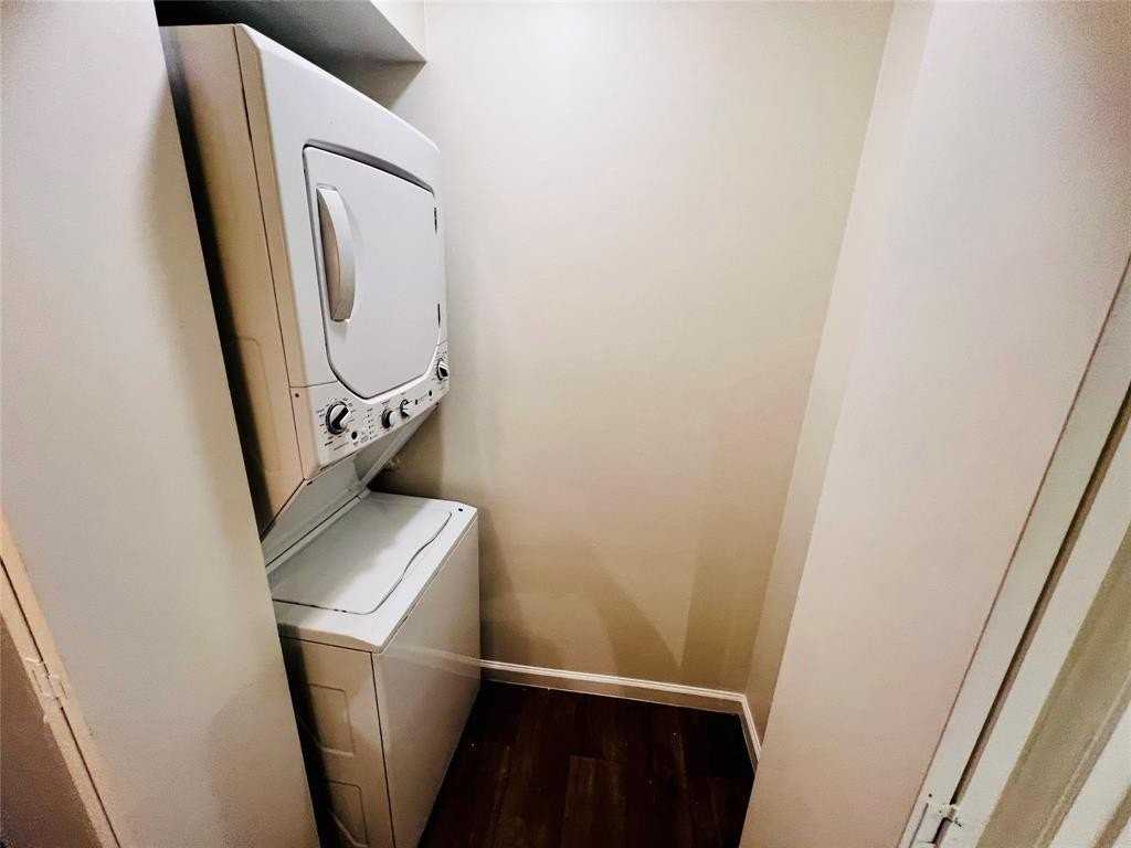 5010 San Jacinto St #204 - Photo 6 of 6