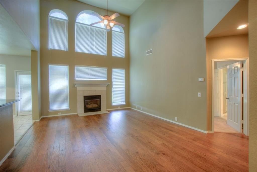 11161 Balcones Drive - Photo 6 of 32