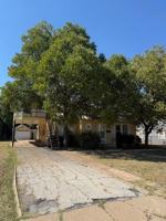 featured image of 1010 Matador St