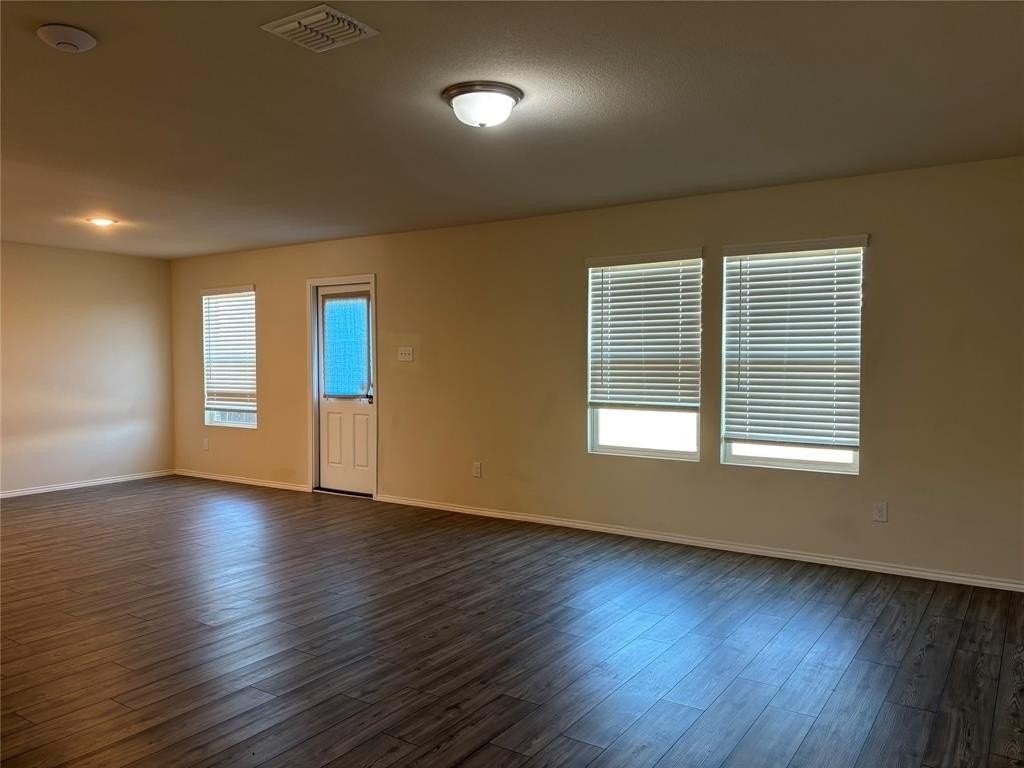 1441 Lumberton Dr - Photo 3 of 26