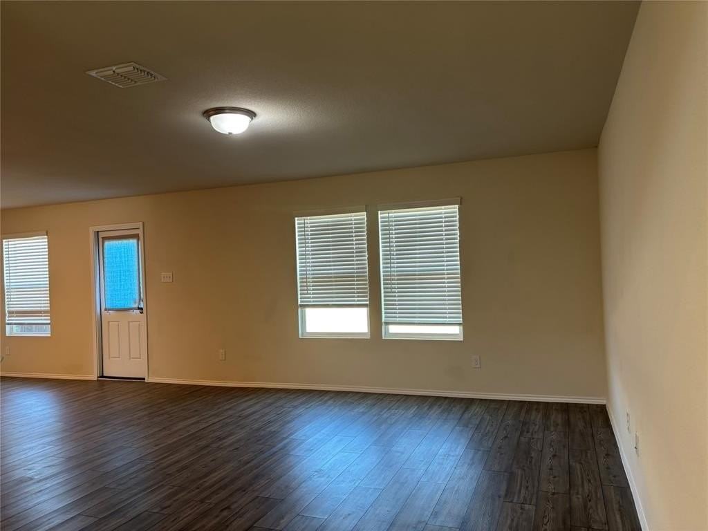 1441 Lumberton Dr - Photo 6 of 26