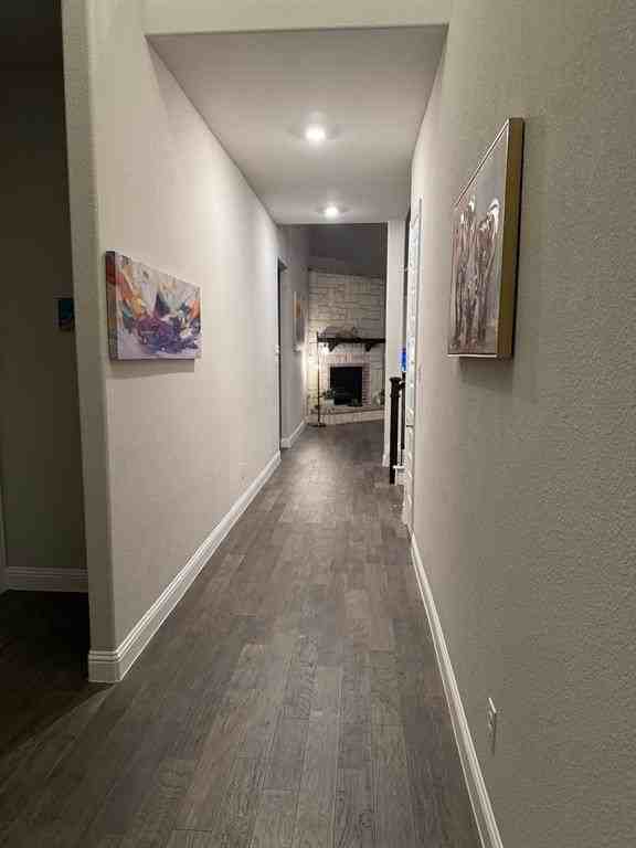 1204 Sundrop Dr - Photo 4 of 24