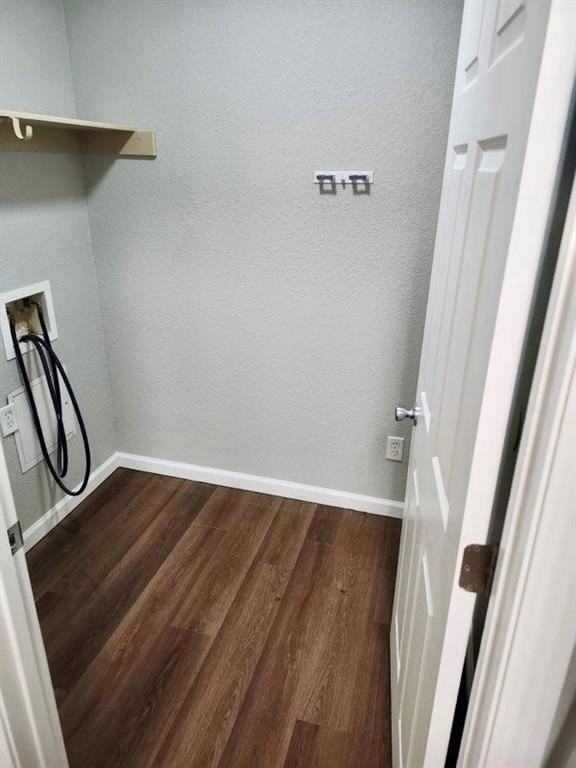 701 Bryan St - Photo 4 of 8