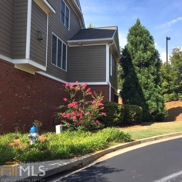 100 Lexington Vlg - Photo 3 of 50