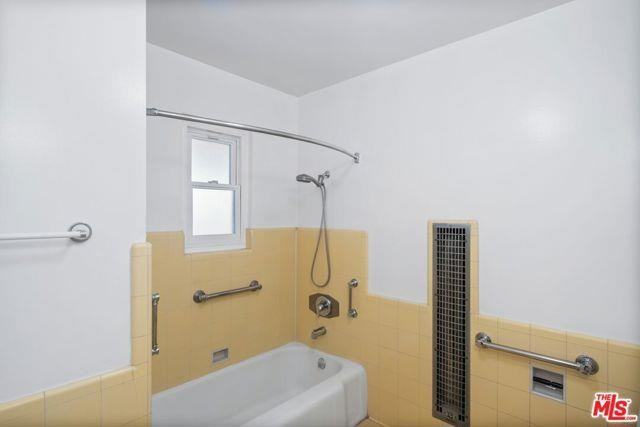 4105 Irving Pl - Photo 3 of 6