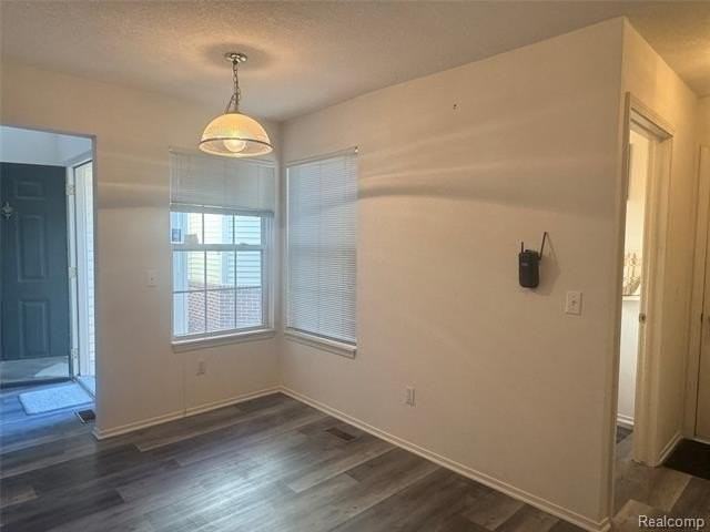 2516 Boulder Ln - Photo 3 of 19