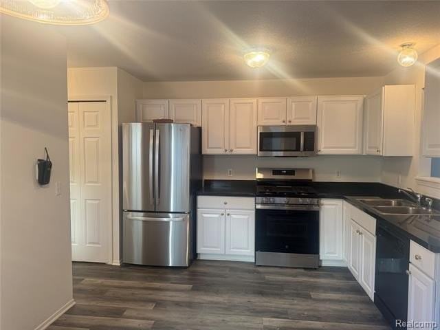 2516 Boulder Ln - Photo 5 of 19