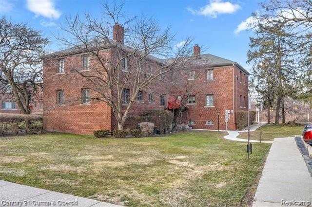 1425 S Telegraph Rd #15 - Photo 2 of 14