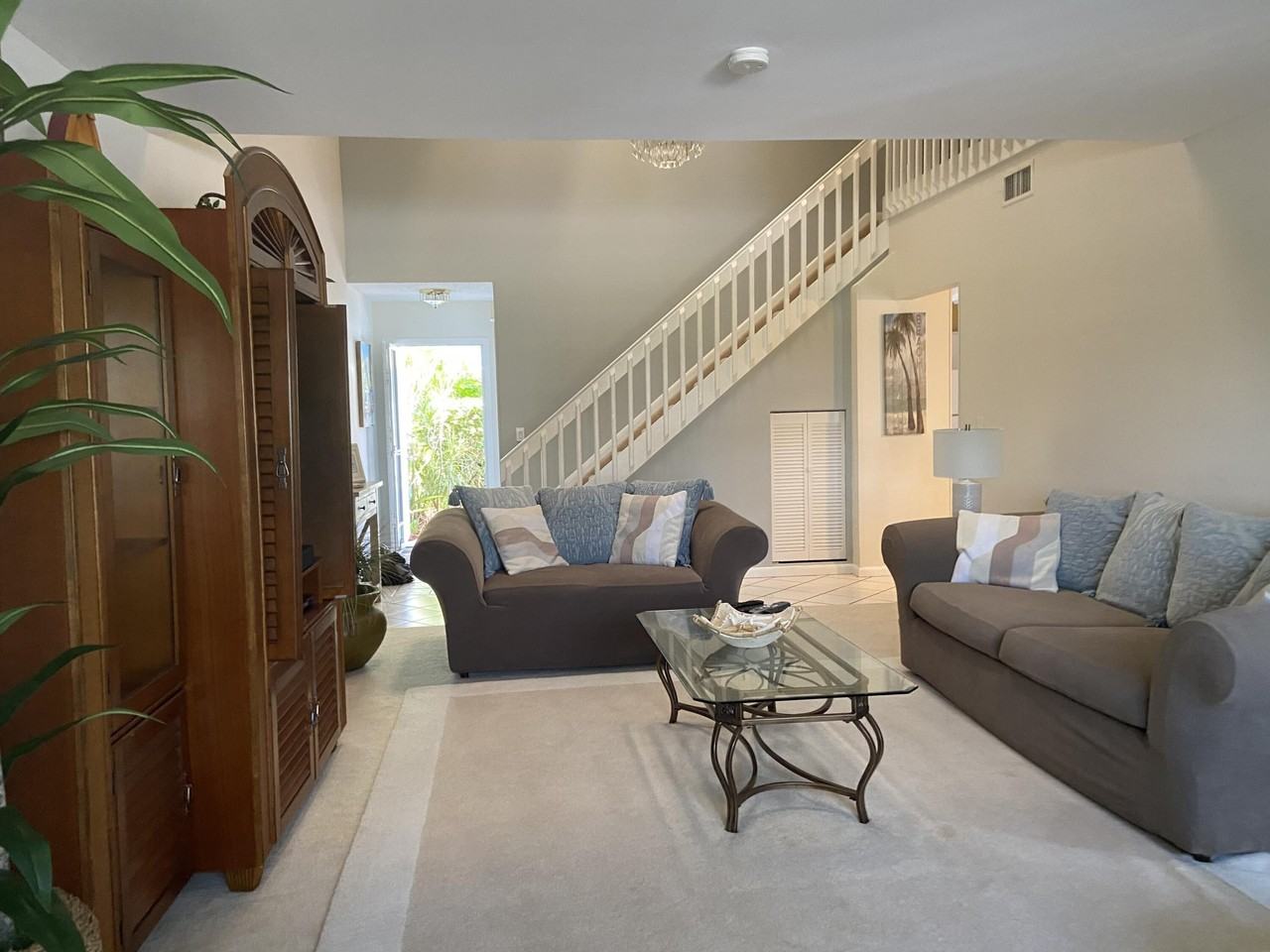 1407 Ocean Dunes Cir - Photo 3 of 24