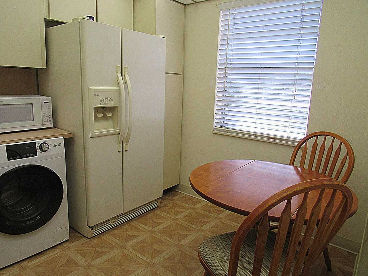 120 Lake Meryl Dr #224 - Photo 4 of 19