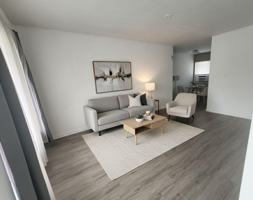 featured image of 664 W 2nd St