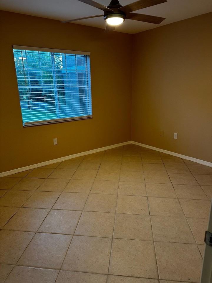 6511 Emerald Dunes Drive #206 - Photo 6 of 9