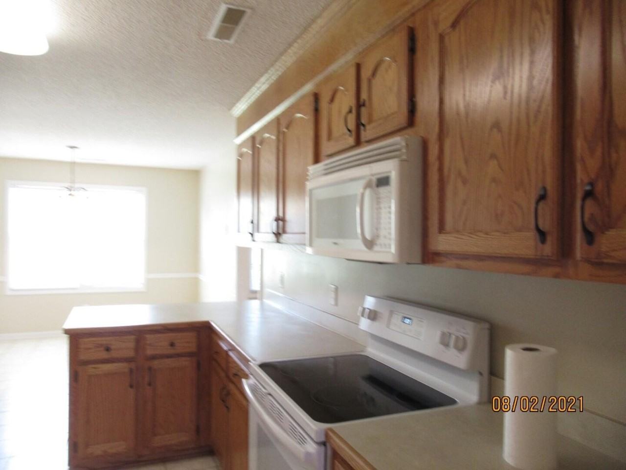 3370 Aurora Dr - Photo 6 of 19