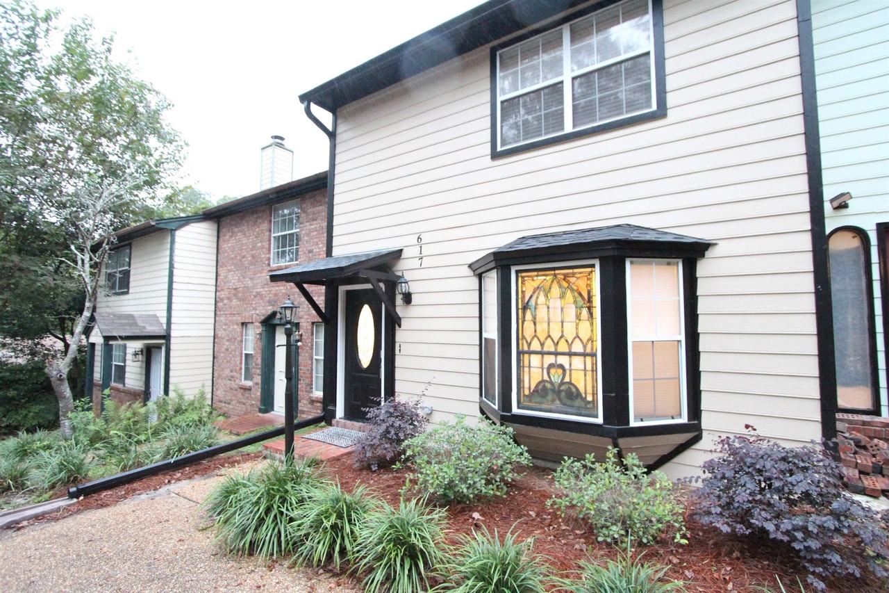 617 N Magnolia Dr - Photo 4 of 32