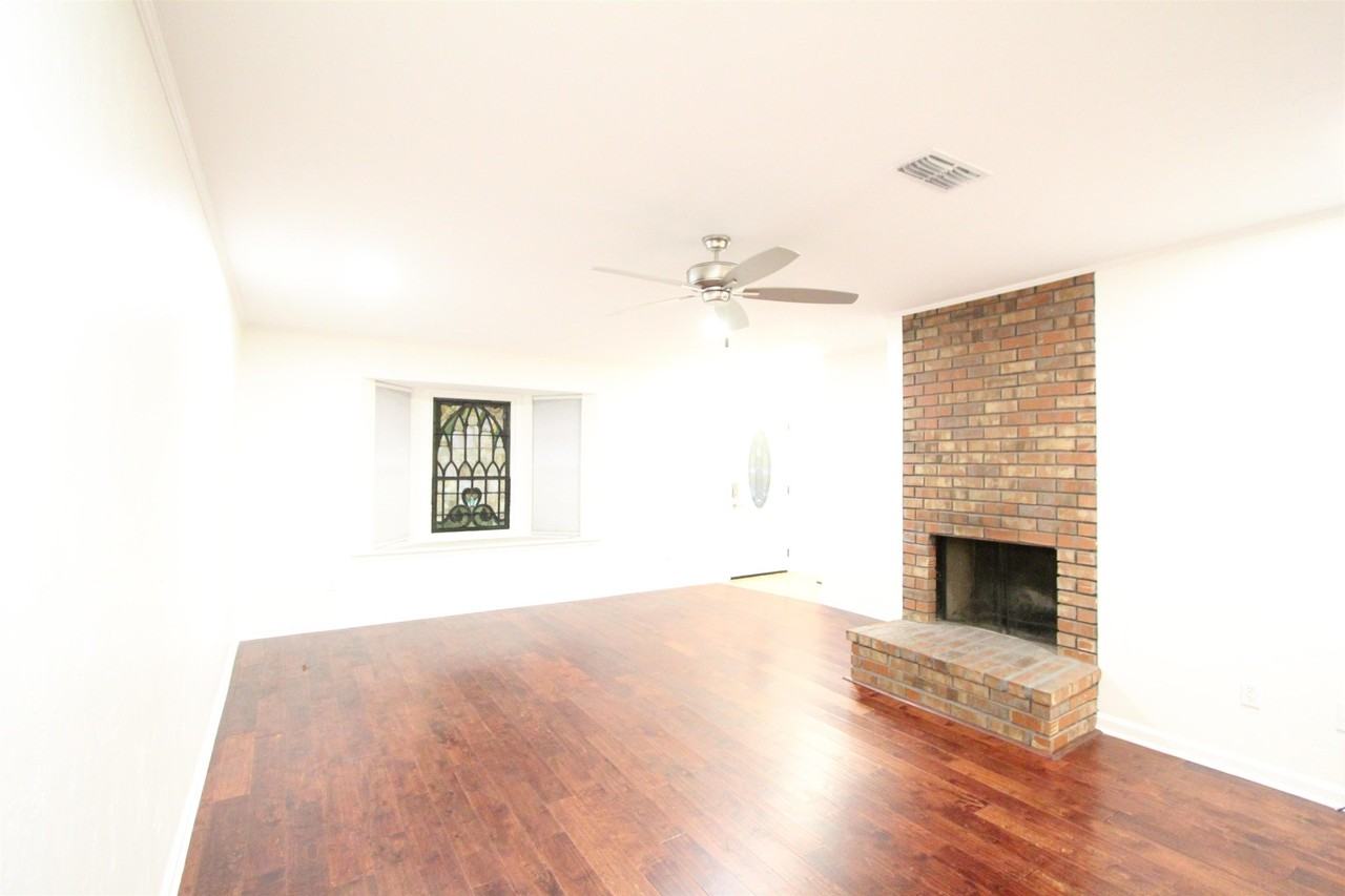 617 N Magnolia Dr - Photo 7 of 32