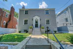 featured image of 2818 18th St Ne