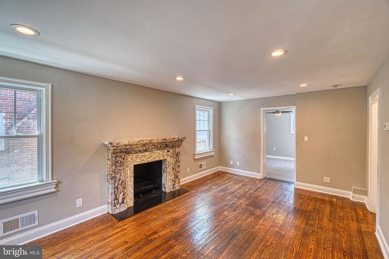 2818 18th St Ne - Photo 4 of 50