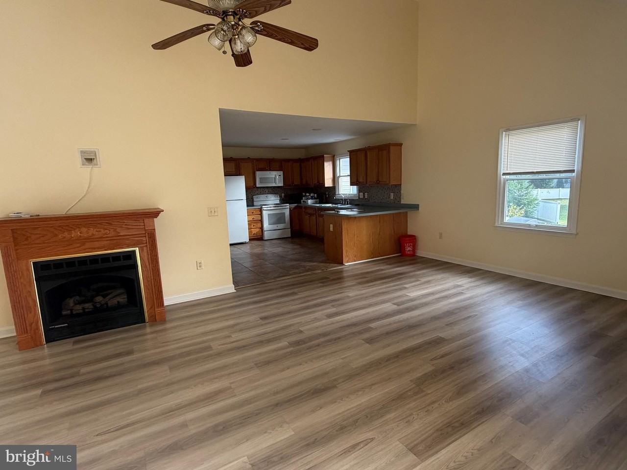 17079 Apples Way - Photo 5 of 10