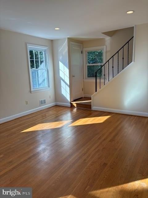 9912 Dickens Ave - Photo 2 of 15