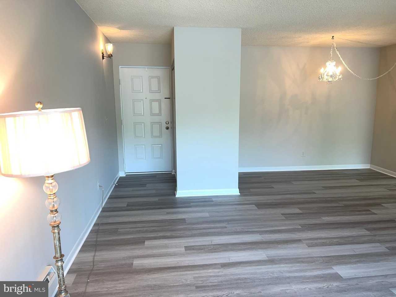 15300 Beaverbrook Ct Unit 88-2b #88-2B - Photo 6 of 44