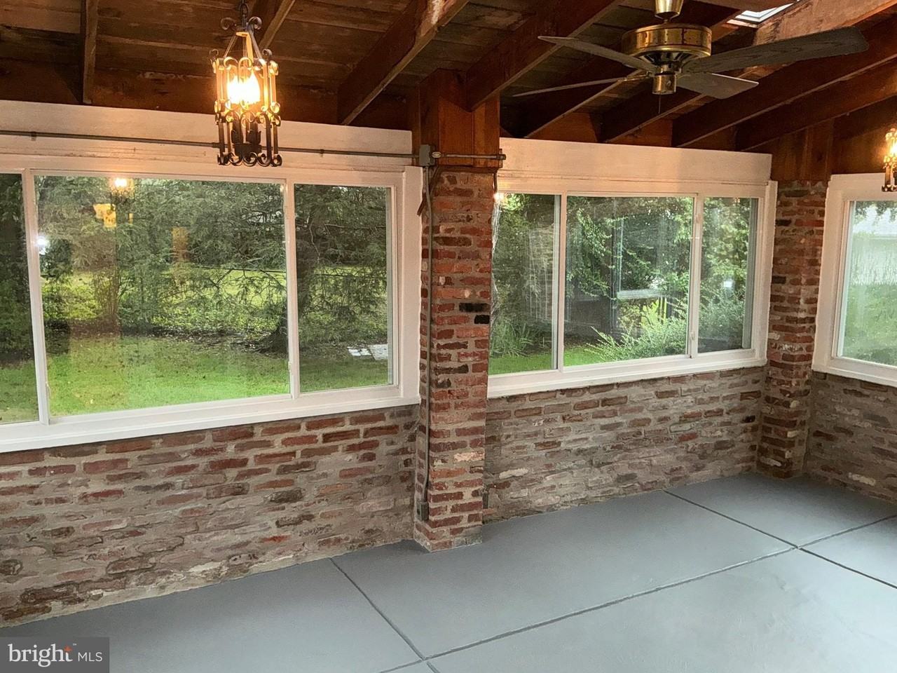 303 Charlton Ct - Photo 3 of 45