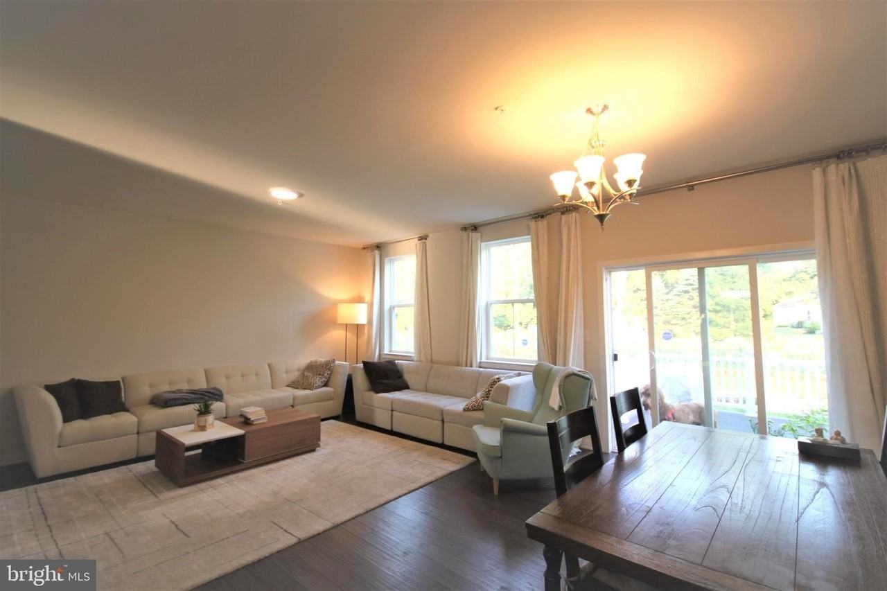 331 Wynstone Court - Photo 7 of 30